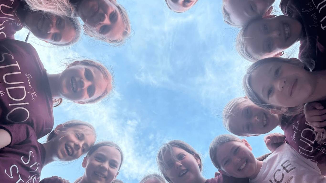 smiling dancers at KMSD